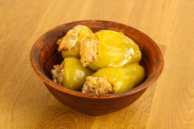 Çan Bulgar biberi doldurulmuş et ve pirinç