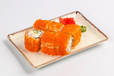 Yengeç surimi ile Japon mutfağı suşi rulosu