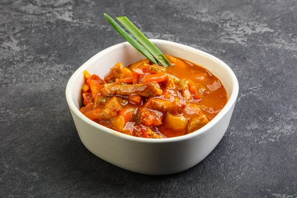 Gulash Carne Con Verduras Salsa — Foto de Stock