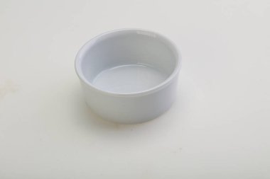 İzole edilmiş servis için beyaz leke kasesi