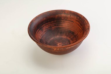 Mutfak için renkli boş kase izole