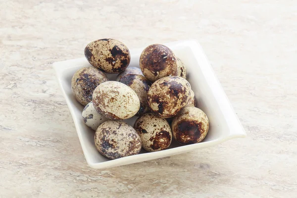 Raw Delicatessen Quail Eggs Heap Bowl — Stock Photo, Image