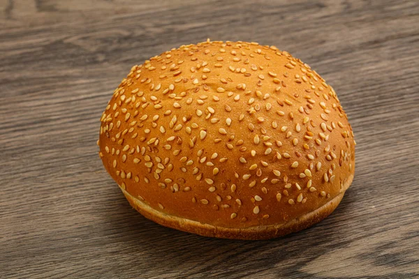 Fresh Burger Bun Sesame Seeds — Stock Photo, Image