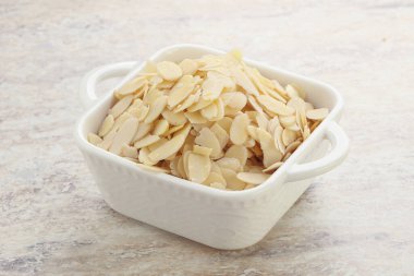 Mutfak ve yemek için badem fıstığı dilimleri