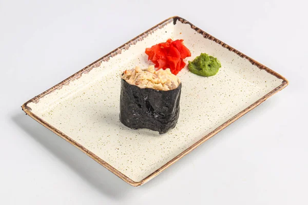 Ιαπωνικό Σούσι Γκουνκάν Γαρίδα Και Πικάντικη Σάλτσα — Φωτογραφία Αρχείου