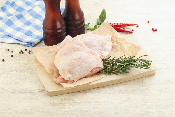 Raw Chicken Thighs Board Cooking — Stock Photo, Image