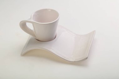 Çay için boş bardak ya da izole kahve.