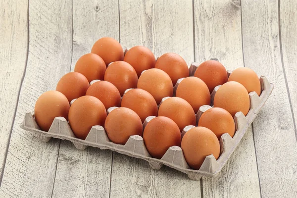 Органическое Сырое Куриное Яйцо Коробке — стоковое фото