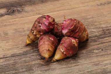 Vegan suisine - Çiğ top inambur kökü veya Kudüs enginarı