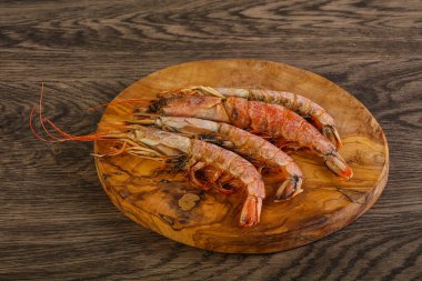 Lezzetli büyük Langoustine deniz ürünleri.