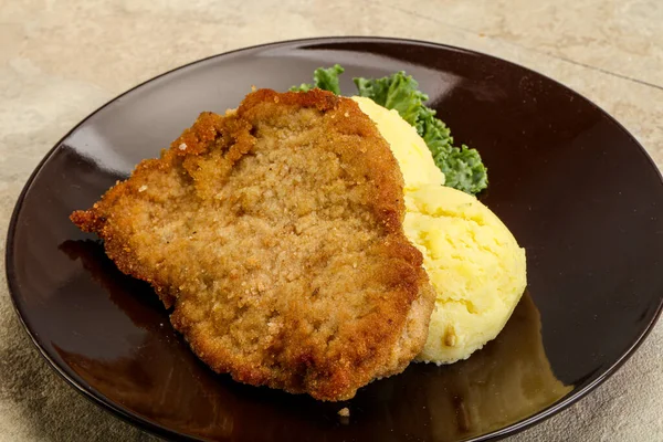 Schnitzel Poitrine Poulet Croustillant Avec Purée Pommes Terre — Photo