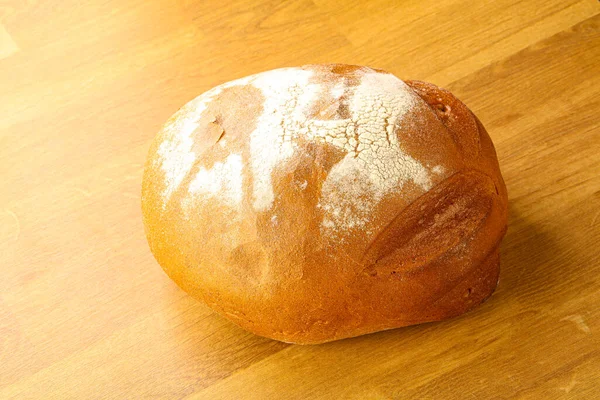 Pão Crosta Cereais Centeio Orgânico Sobre Bordo — Fotografia de Stock