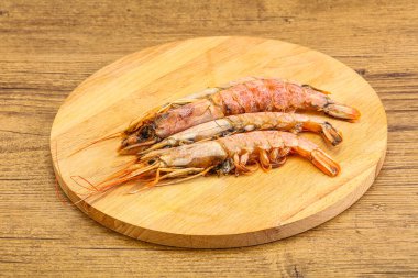 Lezzetli büyük Langoustine deniz ürünleri.