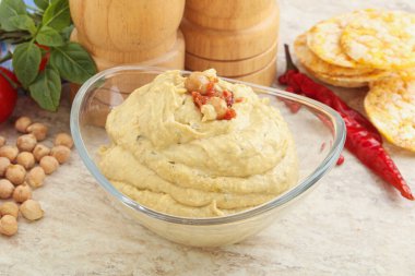 Doğal organik nohut, zeytinyağı ve baharatlı.