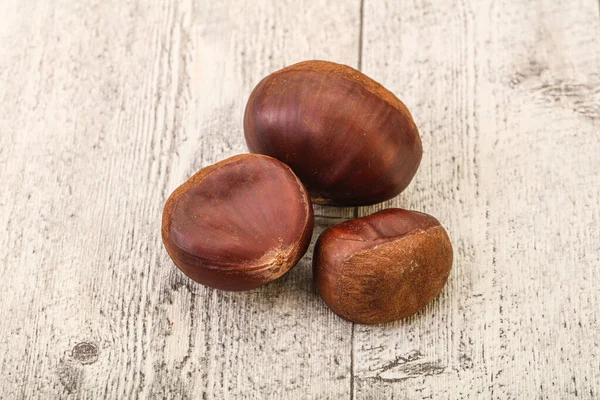 Organic Natural Sweet Raw Chestnut Heap — Stock Photo, Image