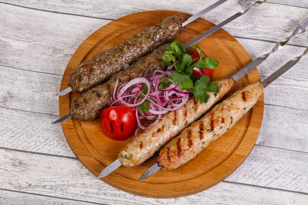 Rind Und Hühnerkebab Aus Hackfleisch — Stockfoto