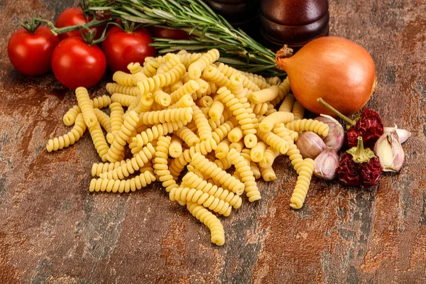 Massa Trigo Italiana Crua Fusilli Para Cozinhar — Fotografia de Stock