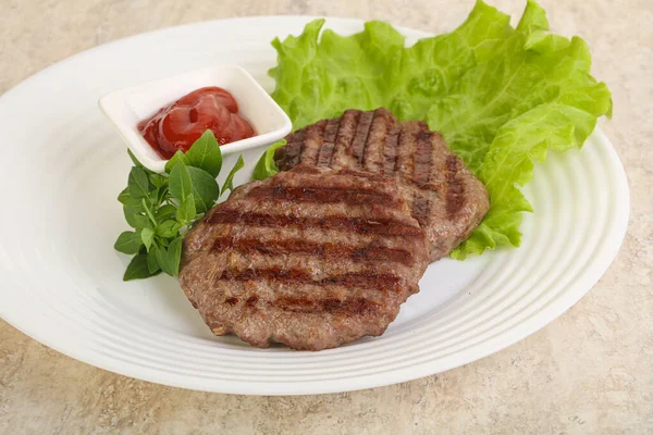 Escalope Hamburger Bœuf Grillé Avec Sauce Tomate — Photo