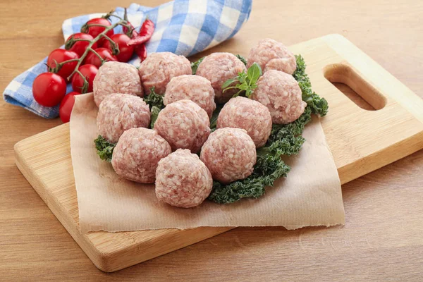 Raw Pork Meatball Cooking Board — Stock Photo, Image