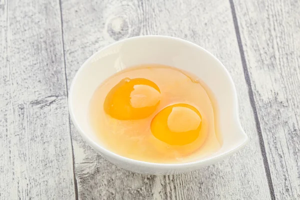 調理用のボウルに鶏の卵 — ストック写真