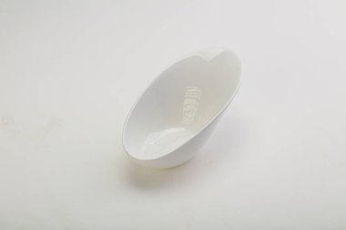 İzole edilmiş servis için beyaz leke kasesi