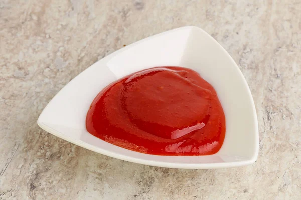 Heet Kruidig Sriracha Saus Kom — Stockfoto