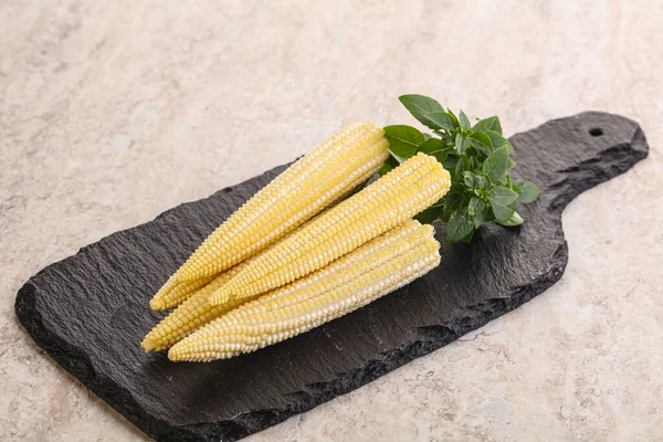 Vegan Food Raw Baby Corn Cooking — Stock Photo, Image