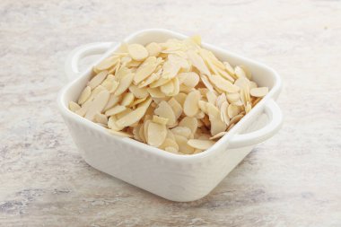 Mutfak ve yemek için badem fıstığı dilimleri