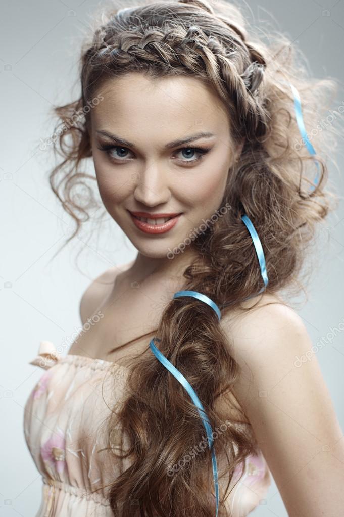 ✿.｡.:* *.:｡.✿ | Russian hairstyles, Traditional hairstyle, Russian fashion