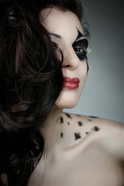 Szerv-art stílusú, mint a játékkártya és a make-up a gyönyörű nő — Stock Fotó