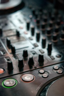 DJ kelepçelememz profesyonel karıştırma denetleyicisi