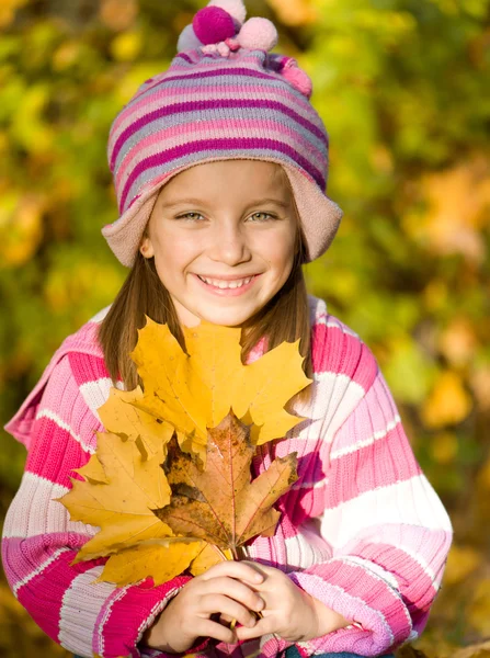 Ragazza nel parco — Foto Stock