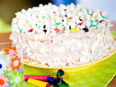 Doğum günü pastası