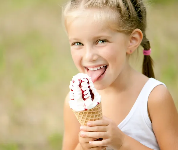 Little girl with ice-cream — Stock Photo, Image