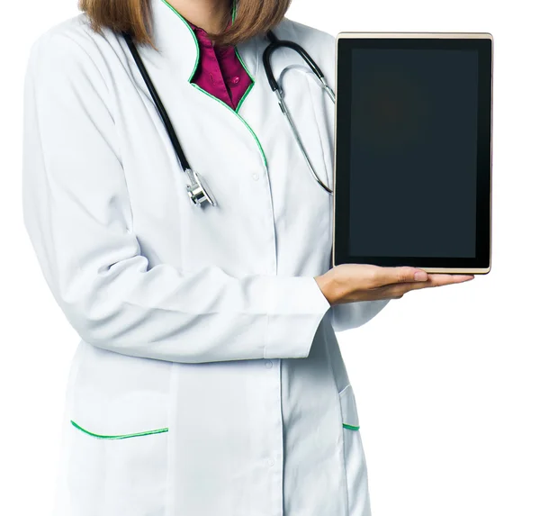 Donna medico mostra un tablet pc — Foto Stock