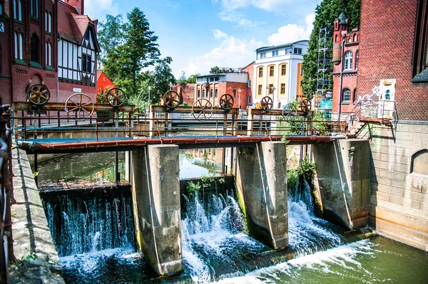 Mechanický weir — Stock fotografie