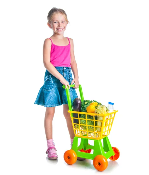 Menina com uma cesta de produtos — Fotografia de Stock