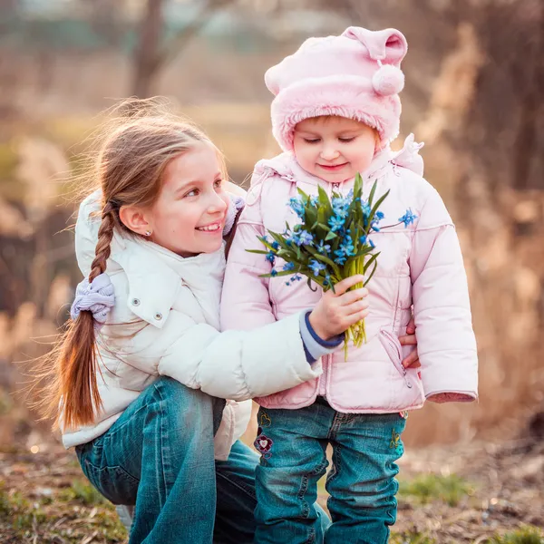 Kleine zusters — Stockfoto