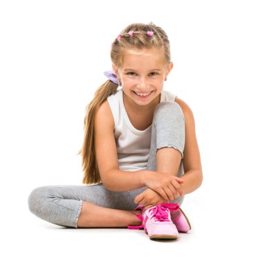 Kız egzersizleri yapıyor