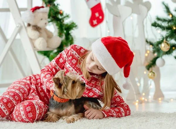 Niño en Navidad — Foto de Stock