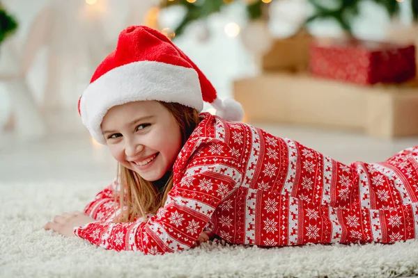 Noel zamanı çocuk — Stok fotoğraf