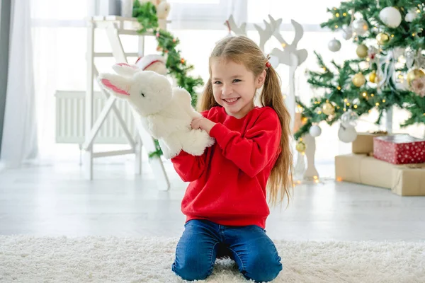 Child girl in Christmas time — Stock Photo, Image