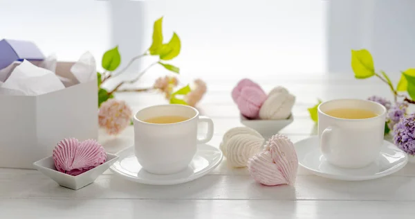 Set di marshmallow con tè — Foto Stock