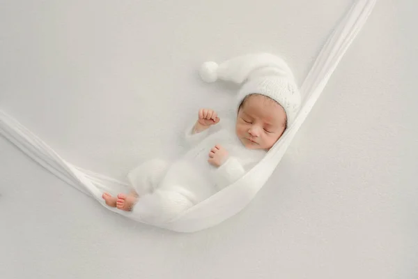 Retrato de niño recién nacido — Foto de Stock