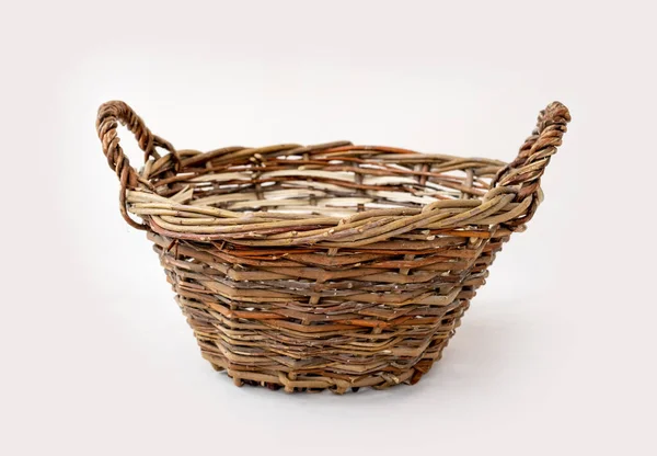 Wicker basket isolated — Stock Photo, Image