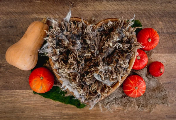 Tiny Heart Shape Bed Fur Newborn Baby Photoshoot Decorated Autumn — Stock Photo, Image