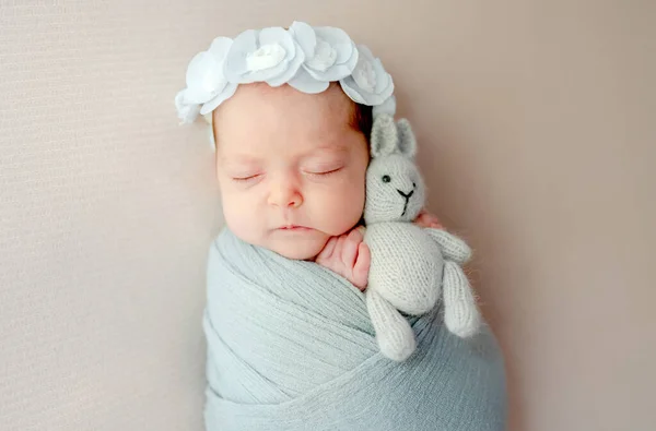 Newborn Baby Swaddled Fabric Holding Knitted Bunny Toy Sleeping Portrait — Stockfoto