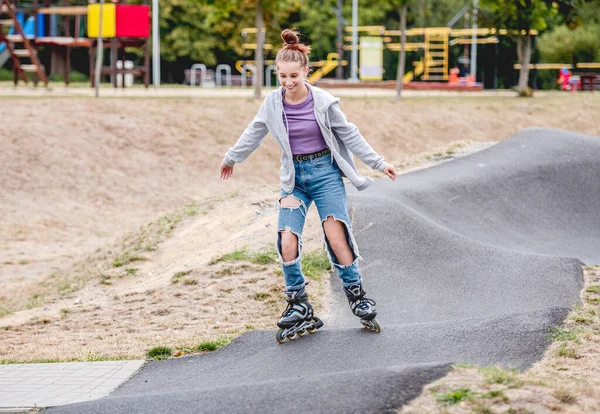 Cute Girl Roller Skater Riding City Park Pretty Female Teenager — Fotografia de Stock