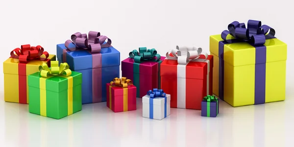 Cajas de regalo blancas con cinta varicolor —  Fotos de Stock
