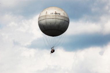 Prag içinde hava balonu